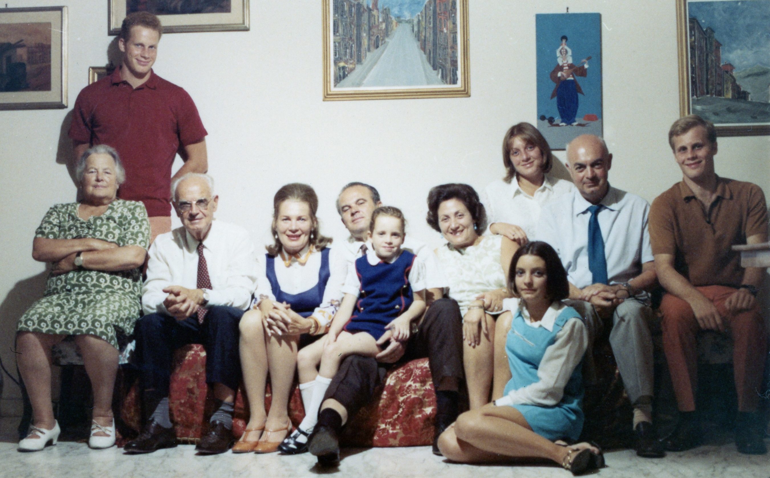 The entire Ripamonti family together in the mid 1960s